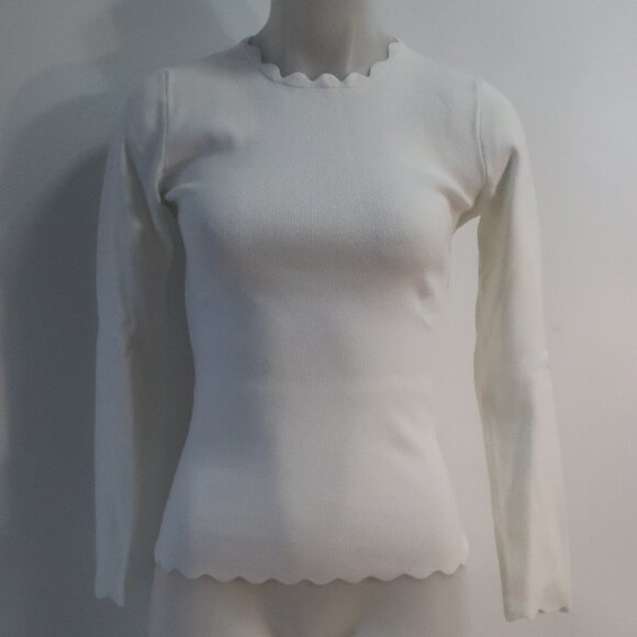 NWT Womens Minnie Rose White Scalloped Neck Hem Viscose Knit Blend Sweater M - Picture 2 of 9
